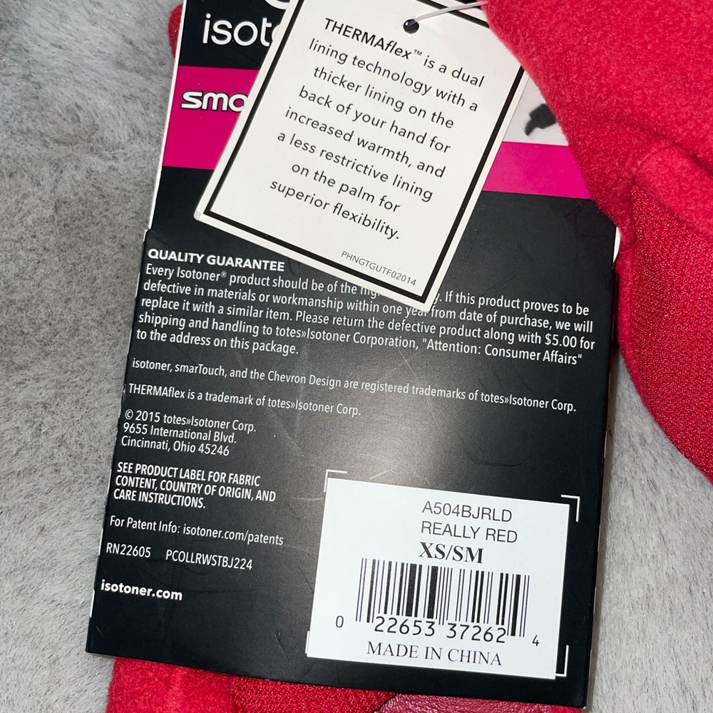 🧤NWT Isotoner Red Thermaflex Gloves - Picture 3 of 4